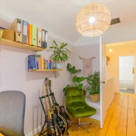 Apartment Welcoming 2bd House - Brislington